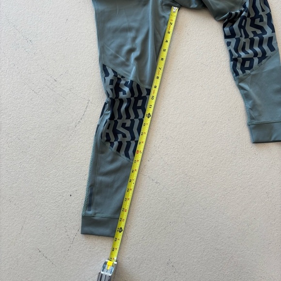 Adidas AeroReady Green And Black Leggings Size XS - Picture 6 of 12